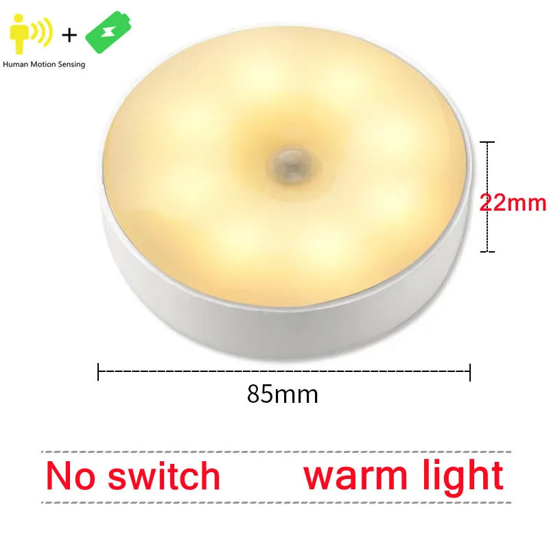 Small round light bulb with dimensions and features on a white background